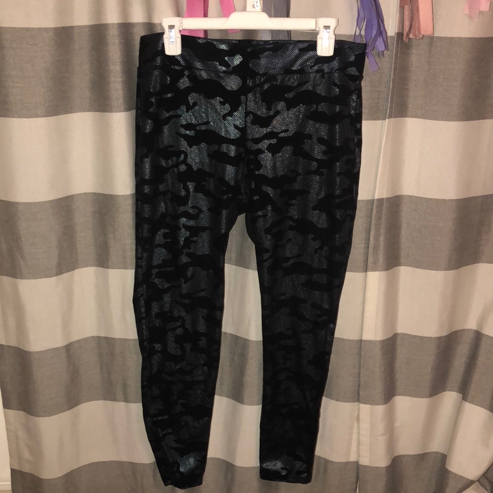 Torrid camo leggings sz 2